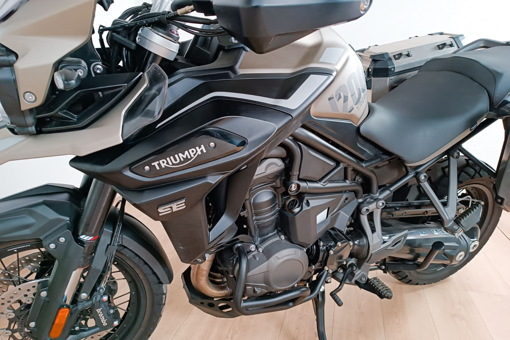 TRIUMPH TIGER 1200 DESERT EDITIONTRIUMPH8